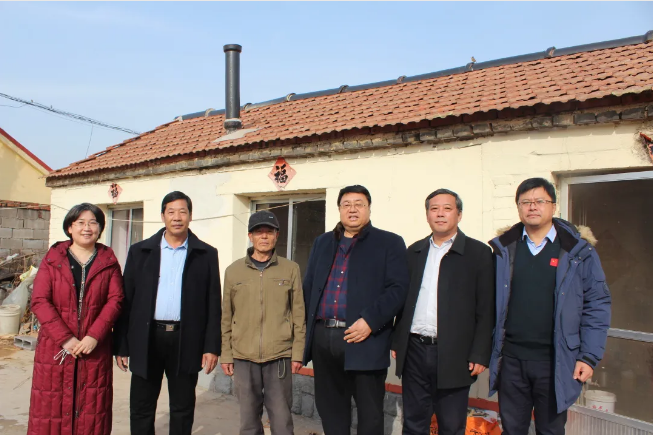 党建引领添活力 寒冬送暖迎新春——源海走进海青镇刘黄崖村献爱心(图3)